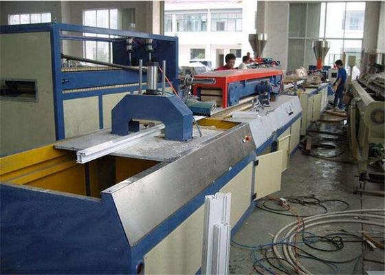Dây chuyền sản xuất hồ sơ nhựa PVC