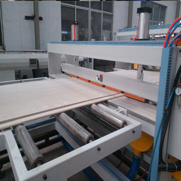 Giá tốt. Tủ bảng WPC Bọt Board Machine trực tuyến