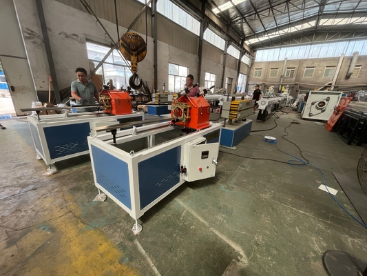 Giá tốt. Dây chuyền đùn ống nhựa PPR PS Máy đùn ống nhựa 400kg / H trực tuyến