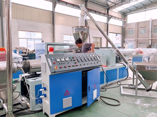 Giá tốt. 40k / H Máy đùn trục vít đôi PVC WPC hai trục vít trực tuyến