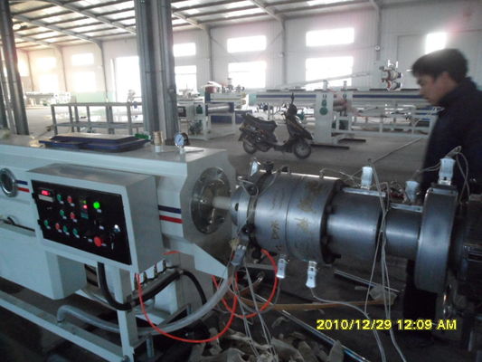 Giá tốt. PVC dây thép xoắn dây gia cố ống nhựa trực tuyến