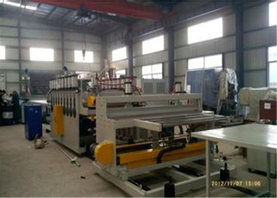 Giá tốt. Tái chế PVC WPC Phòng tắm bọt Máy, Máy ép trục vít hình nón trực tuyến