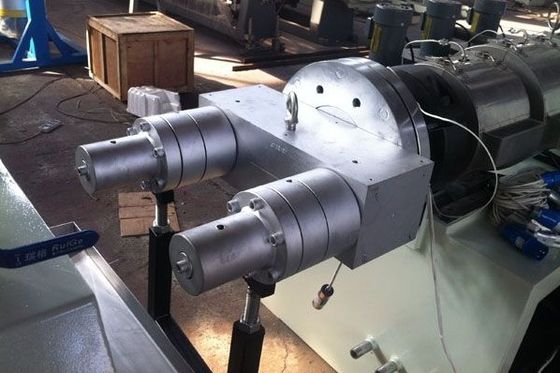 Giá tốt. Máy đùn trục vít đôi Dây chuyền sản xuất ống Pvc CE ISO Phê duyệt trực tuyến