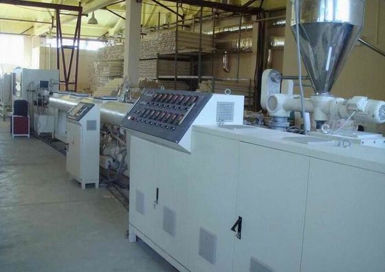 Giá tốt. Dây chuyền ép đùn nhựa dẻo PVC / Máy làm ống trục vít đôi trực tuyến