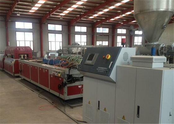 Giá tốt. WPC Profile Making Sản xuất máy nhựa, máy ép nhựa hồ sơ trực tuyến
