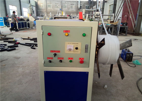 Giá tốt. PE / PPR Nhựa Máy đùn trục vít đơn Dây chuyền sản xuất ống nước nóng và mát, Máy làm ống thoát nước Pe trực tuyến