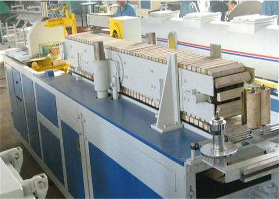 Giá tốt. Dây chuyền ép đùn nhựa PVC cho cửa nhựa PVC và máy làm Windows trực tuyến