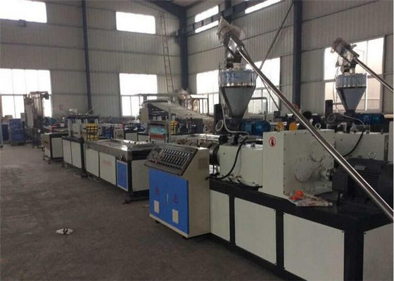 Giá tốt. Bảng nhựa PVC Bảng hồ sơ / Dây chuyền ép đùn hồ sơ WPC Độ chính xác ổn định trực tuyến