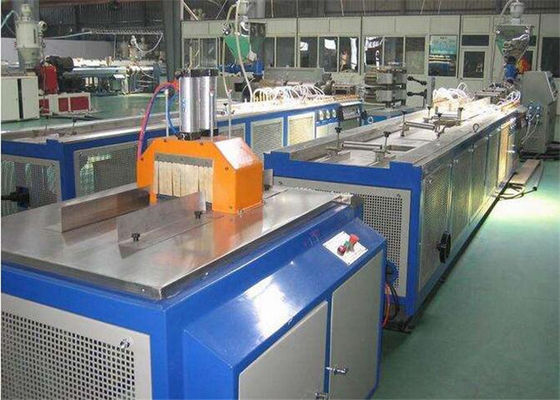 Giá tốt. Dây chuyền ép đùn hồ sơ nhựa, gỗ hồ sơ Wpc nhựa Máy bảo hành một năm trực tuyến