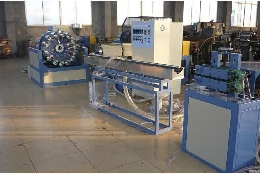Giá tốt. Dây chuyền ép đùn nhựa PVC Ống nhựa PVC Máy ép đùn ống trực tuyến