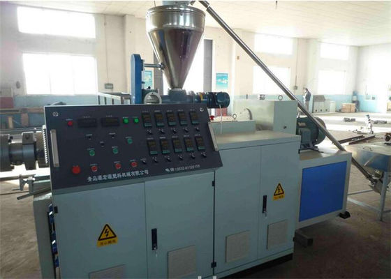 Giá tốt. Máy đùn trục vít nhựa hình nón nhựa PVC đầu ra cao với hệ thống điều khiển điện trực tuyến