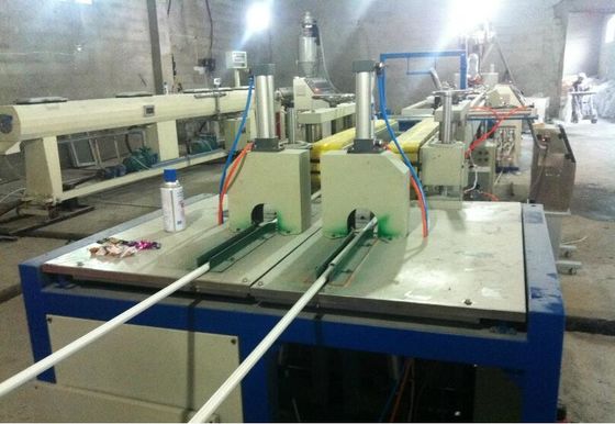 Giá tốt. Dây chuyền ép đùn ống nhựa hoàn toàn tự động với động cơ Siemens trực tuyến