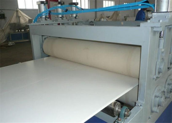 Giá tốt. Hồ sơ tạo bọt PVC / Máy làm bảng gỗ hoàn toàn tự động trực tuyến