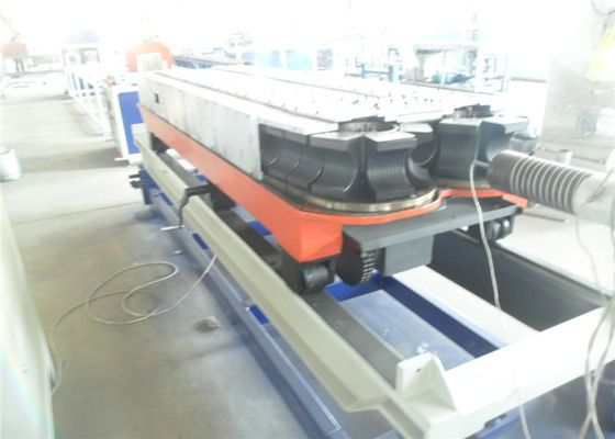 Dây chuyền đùn ống nhựa sóng PA 20m / phút Tính linh hoạt tốt