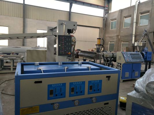 Giá tốt. Dây chuyền sản xuất tấm xốp PVC 50HZ / Dây chuyền sản xuất tấm xốp Celuka với động cơ SIMENS trực tuyến