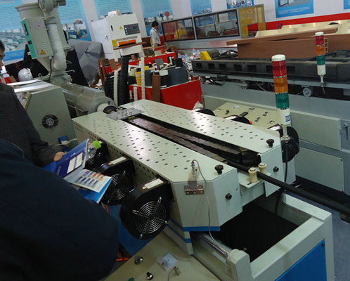 Giá tốt. PVC Máy cán ống Twin Máy đùn trục vít, Tường đơn PVC Máy ép ống trực tuyến