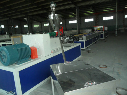 Giá tốt. Dây chuyền sản xuất hồ sơ nhựa WPC, dây chuyền ép đùn hồ sơ PVC hoàn toàn tự động trực tuyến