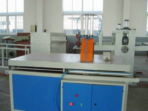 Giá tốt. Dây chuyền đùn ống nhựa PPR 16mm 1000kg / H trực tuyến