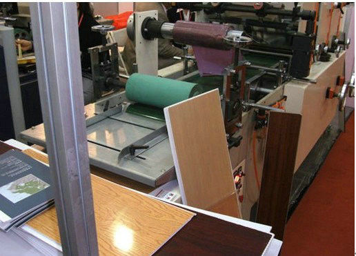 Giá tốt. Conical Twin Vít gỗ ép đùn nhựa tổng hợp cho bảng tường trực tuyến