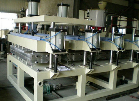 Giá tốt. Máy đùn bọt PVC với thiết kế trục vít đôi CE / ISO 9001 trực tuyến