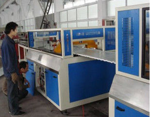 Giá tốt. Dây chuyền sản xuất ván 30 mm TH WPC cho bột gỗ, nhựa thải trực tuyến