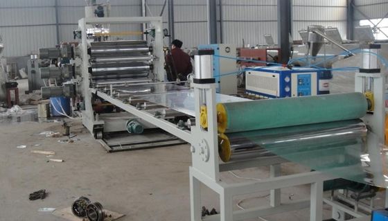 Giá tốt. Dây chuyền sản xuất tấm nhựa nhiều lớp Pp Pe cho vật liệu trang trí trực tuyến