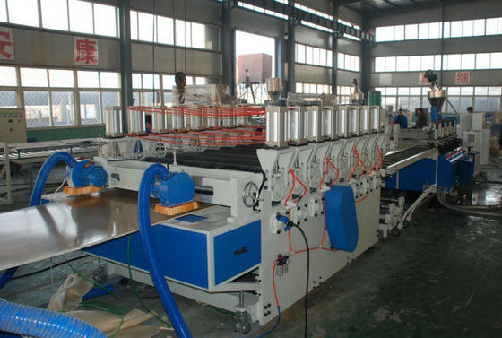 Giá tốt. Máy tạo bọt nội thất WPC, dây chuyền sản xuất ván xốp quảng cáo WPC trực tuyến