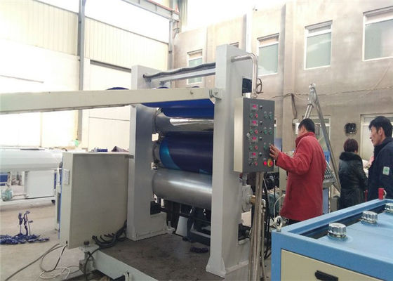 Giá tốt. Máy tạo bọt CE ISO PVC / Máy làm mẫu WPC trực tuyến