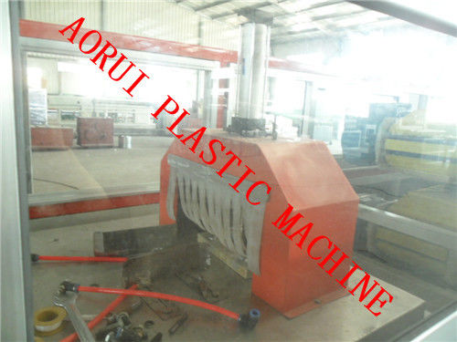 Giá tốt. Dây chuyền sản xuất hồ sơ khung cửa, dây chuyền ép đùn hồ sơ WPC Fenc trực tuyến