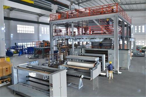 Giá tốt. Máy phẫu thuật mặt nạ bụi tự động Máy sản xuất mặt nạ dùng một lần trực tuyến