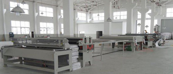 Giá tốt. Dây chuyền sản xuất ván rỗng PP / PE / PC tự động cho máy lưới nhựa trực tuyến
