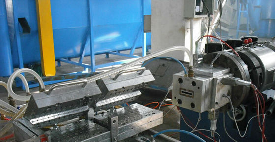 Giá tốt. Dây chuyền sản xuất hồ sơ PVC SJZ - YF Series / Máy hồ sơ Pvc không có tiếng ồn trực tuyến