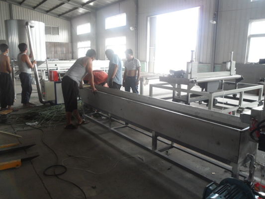 Giá tốt. Máy cắt hạt vòng tái chế nước, máy ép viên tái chế màng trực tuyến