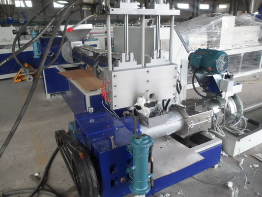 Giá tốt. Flakes tái chế hạt nhựa Máy ép đùn chai hai giai đoạn trực tuyến