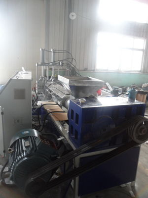 Giá tốt. Mẹ / em bé mảnh mảnh tái chế Máy ép nhựa viên, dòng hạt trực tuyến
